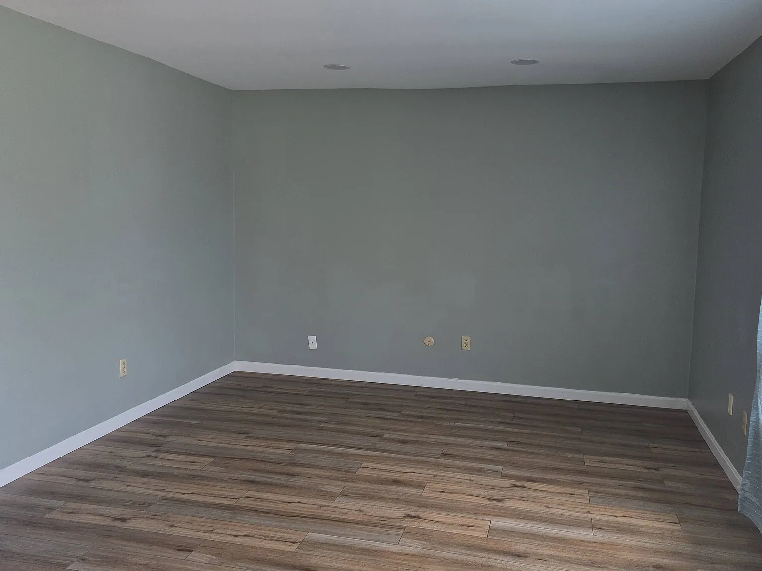 3 bed, 2231 sqft, $1,700 — Photo 4