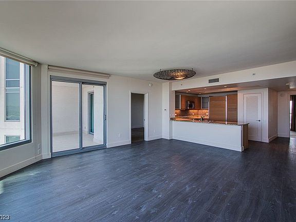 3rd image of 322 Karen Ave Unit 3501