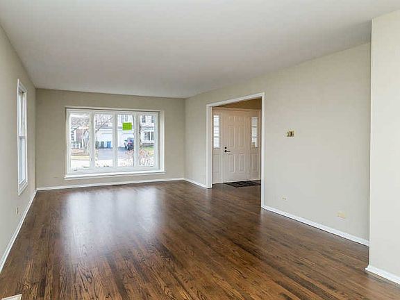 5th image of 673 Regent Ln #C