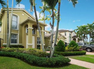 14886 SW 25th Ln, Miami, FL 33185