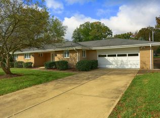 8893 Foxhunt Rd, Pittsburgh, PA 15237