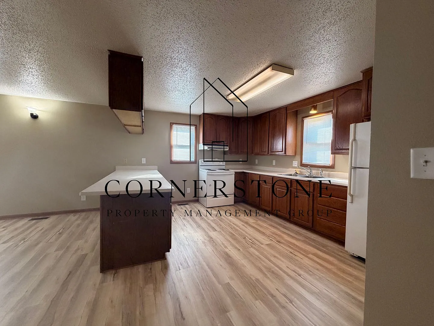 1402 S 24th Street — Photo 2
