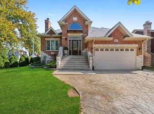 8803 Austin Ave, Oak Lawn, IL 60453