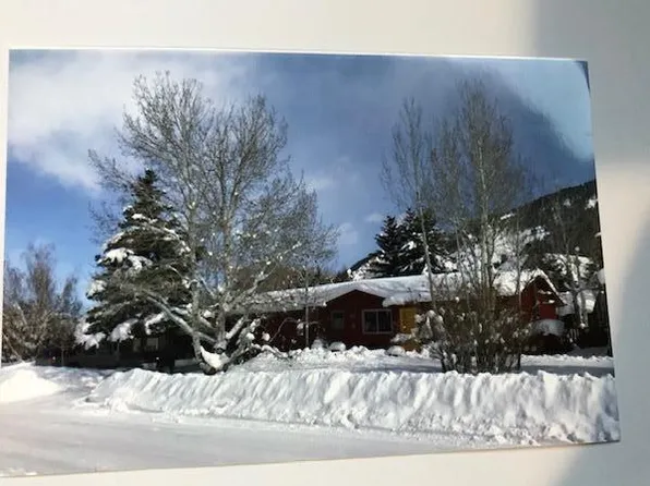 40 Wapiti Dr, Jackson, WY 83001
