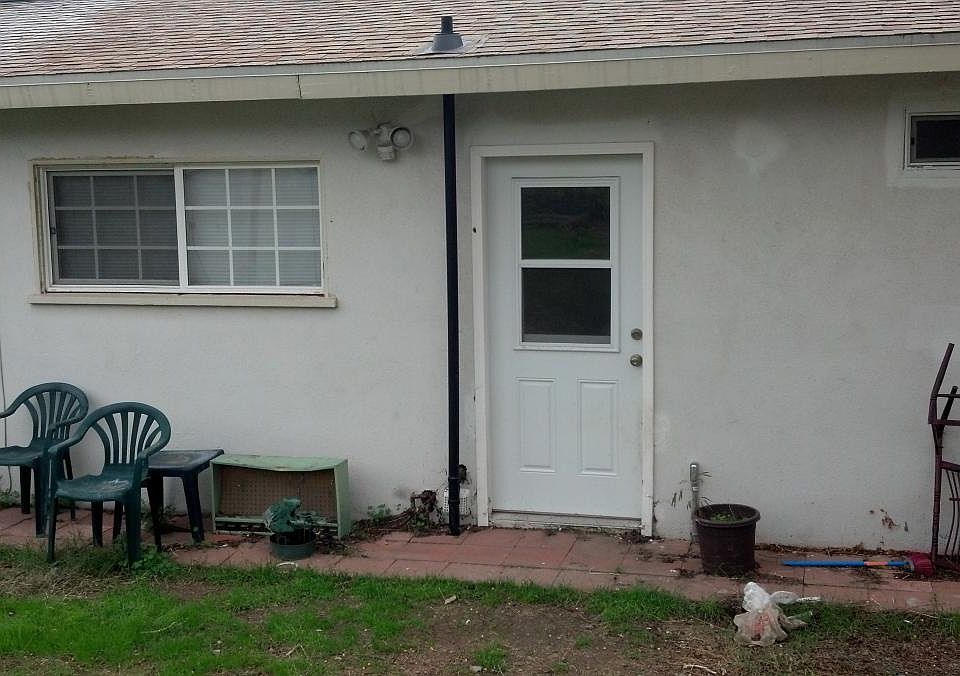 1st image of 260 E 45th St