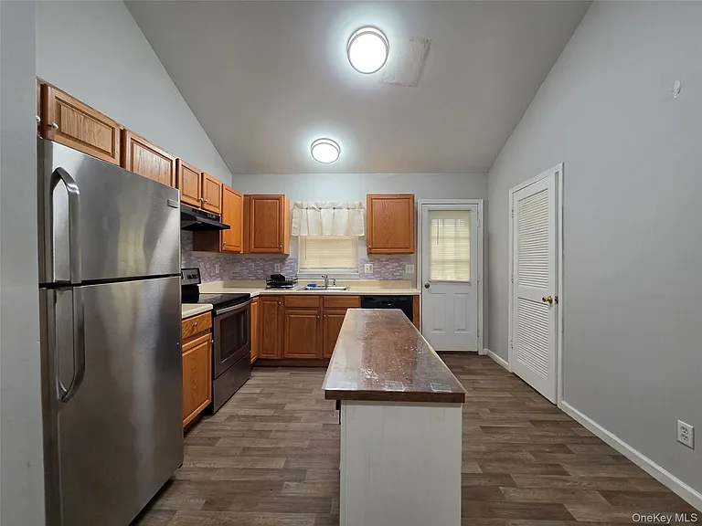 706 Tower Ave #B — Photo 12