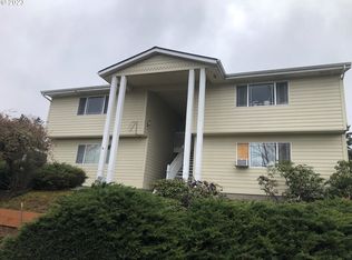 109 Crestview Ter, Cottage Grove, OR 97424