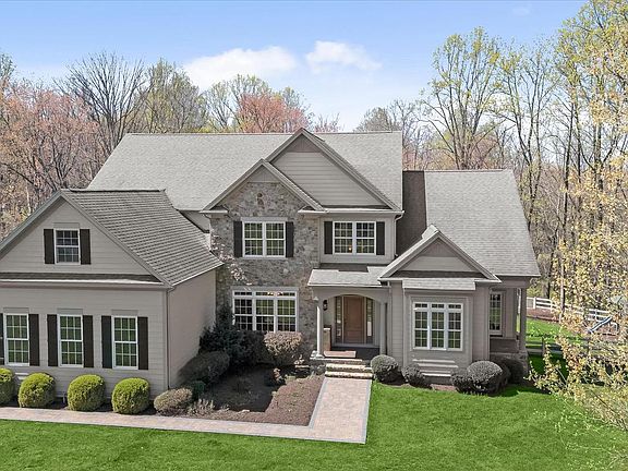 5th image of 960 Hoods Mill Rd