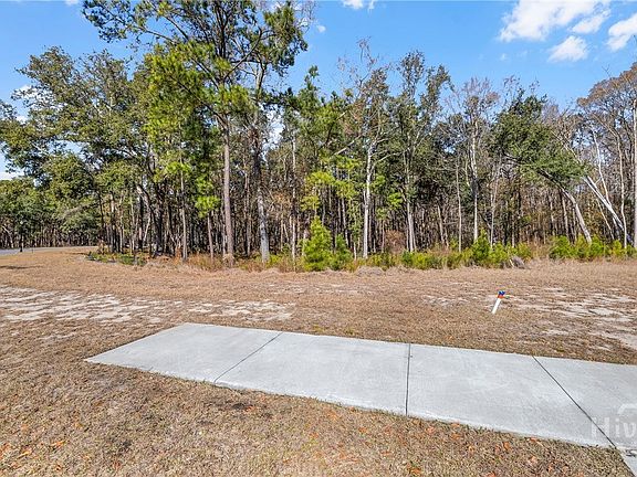 3rd image of 154 Wood Haven Lane