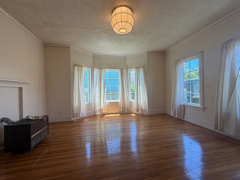 2030 Ashby Ave #3 — Photo 1
