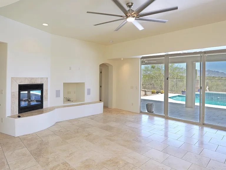 12866 N High Hawk Dr — Photo 38