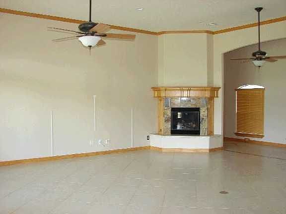 3rd image of 1107 Harvest St