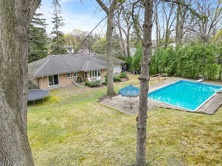 97 Valecrest Dr — Photo 20
