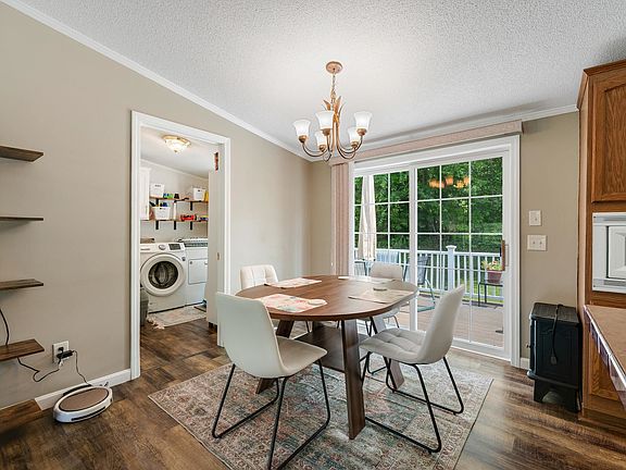 3rd image of 11 Kelley Road