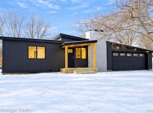 11413 Sunset Dr, Clio, MI 48420