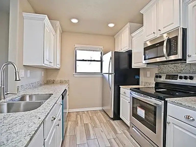 903 Seba Rd — Photo 3