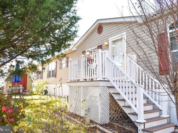 8368 Ashwood Rd, Jessup, MD 20794