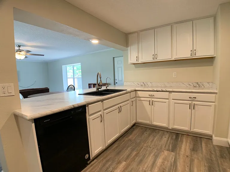 435 Sigsbee Rd — Photo 13