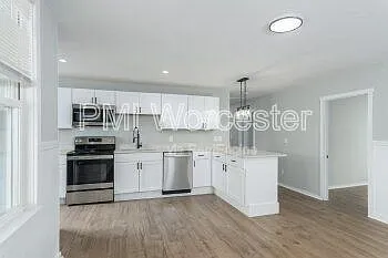 8 Pond St — Photo 15