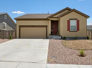 2212 Sunrise Ln, Pueblo, CO 81008