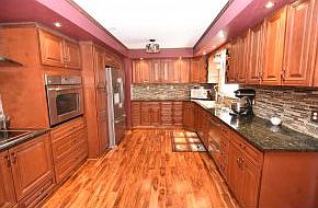 1st image of 904 Fain Ave