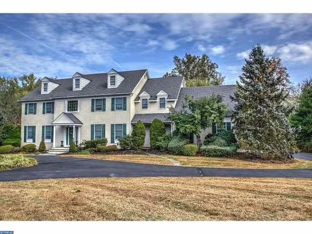 1550 River Rd photo 1