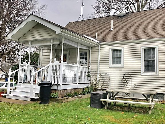 2nd image of 138 Elmwood Dr