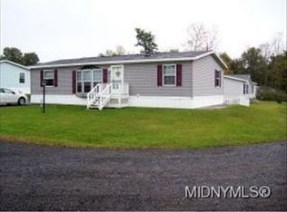 117 Windsor Cir, Utica, NY 13502