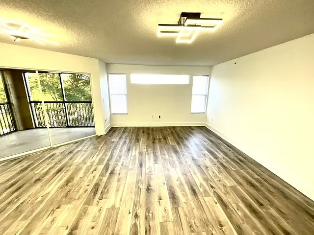 8870 Colonnades Blvd #337 — Photo 3