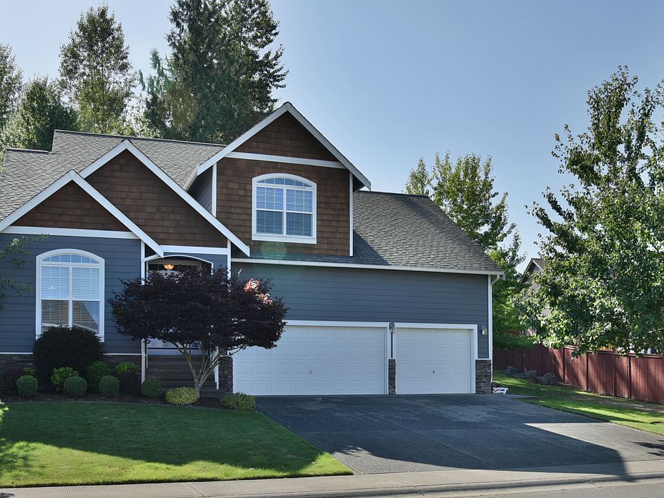 1st image of 8205 212th Ave E