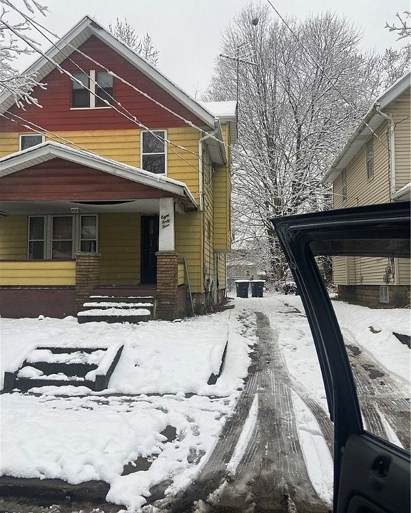 2nd image of 844 Chalker St