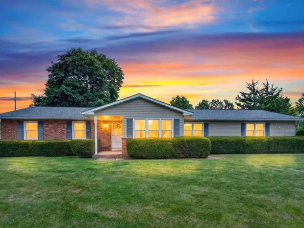 1438 Brenthaven Dr, Columbus, OH 43228