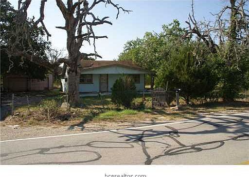 2nd image of 4033 Greens Prairie Rd W