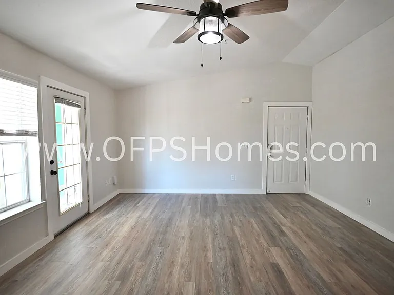 4030 Dancing Cloud Ct #346 — Photo 3