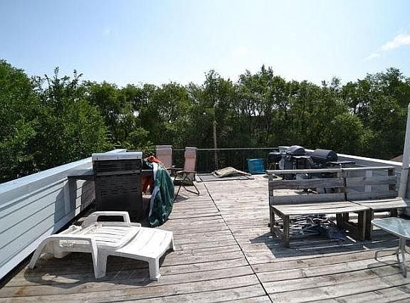 5th image of 1343 N Leavitt St #C