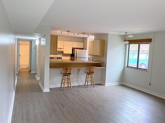 5th image of 1002 Linden Ave Unit S112-112