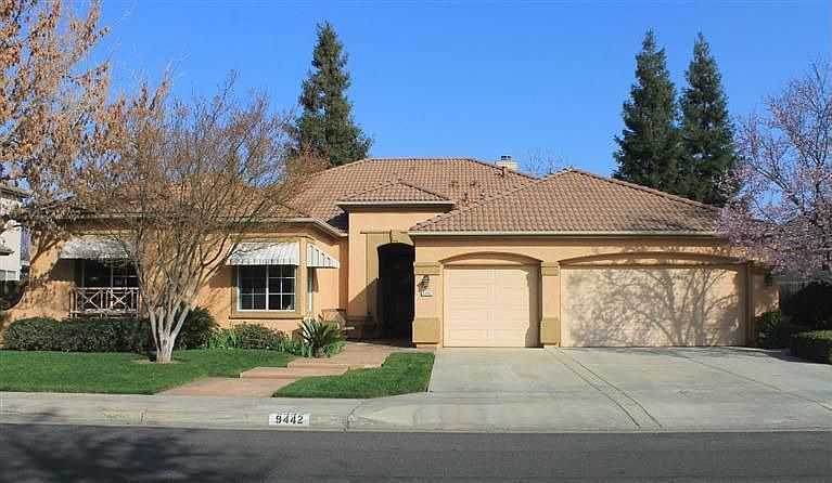 1st image of 9442 N Winery Ave