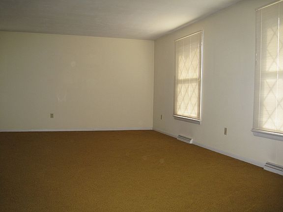 Living room/main floor