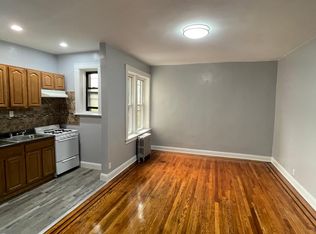 227 N Oraton Pkwy APT 203, East Orange, NJ 07017