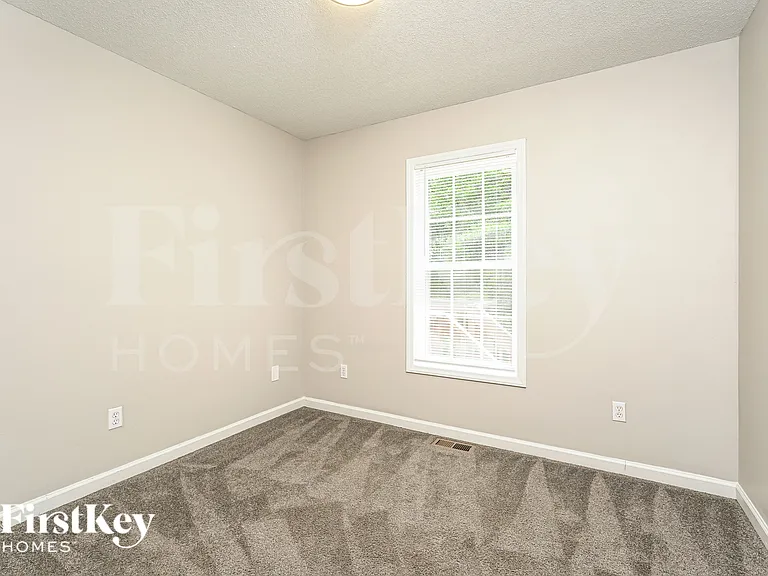 2200 Emerald Creek Ct — Photo 14