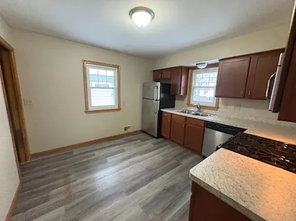 914 44 1/2 Ave NE, Minneapolis, MN 55421