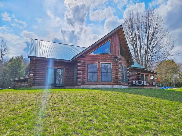 410 Berry Road, Berkshire, VT 05476