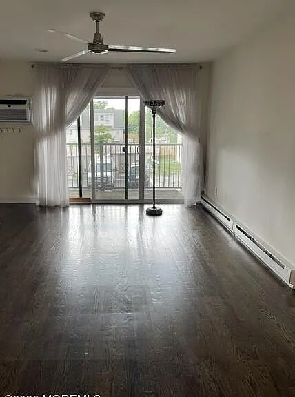 330 Shore Dr #32 — Photo 4