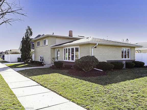 4th image of 10529 S Lavergne Ave
