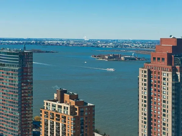 123 Washington Street image 12 of 12