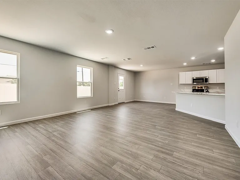 7209 Tin Star Dr — Photo 5