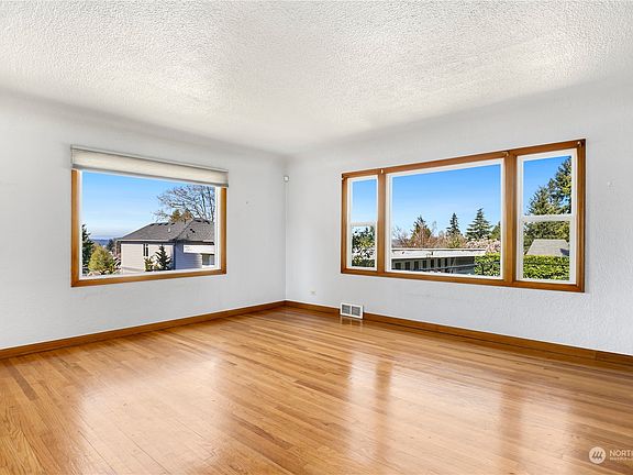 3rd image of 7561 31st Street W