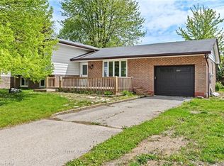 353 Dominion St, Strathroy Caradoc, ON N7G3G9