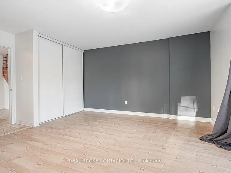 102 Natalie Pl — Photo 5