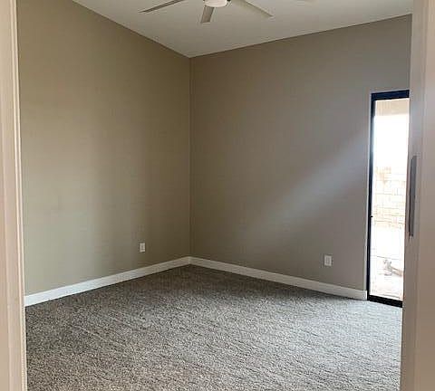 4th image of 1690 E Sandra Dr